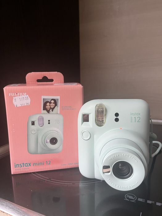 FUJI FILM INSTAX MINI 12 MINT GREEN