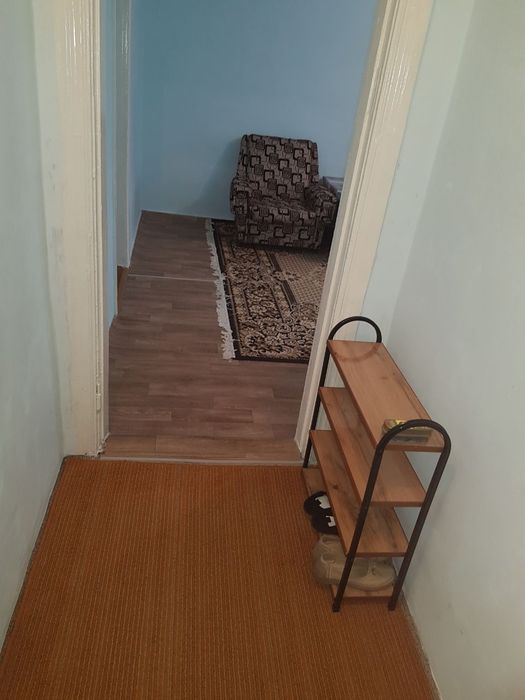 Продается 2х комнатная квартира в районе космос.