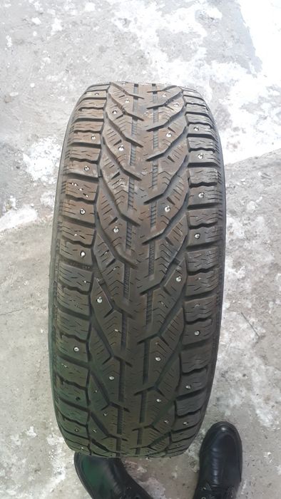 Продам резина 205/55 R 16