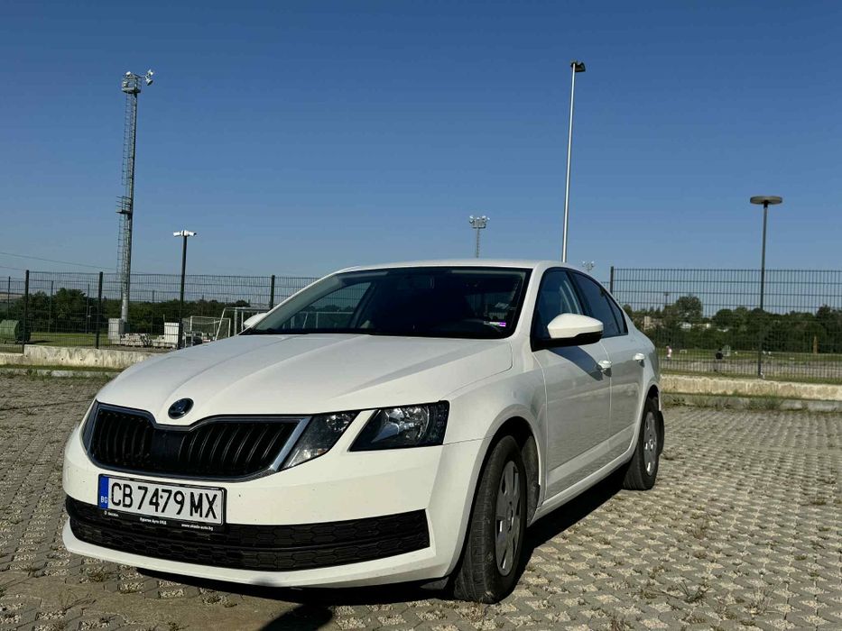 Продавам Шкода октавия