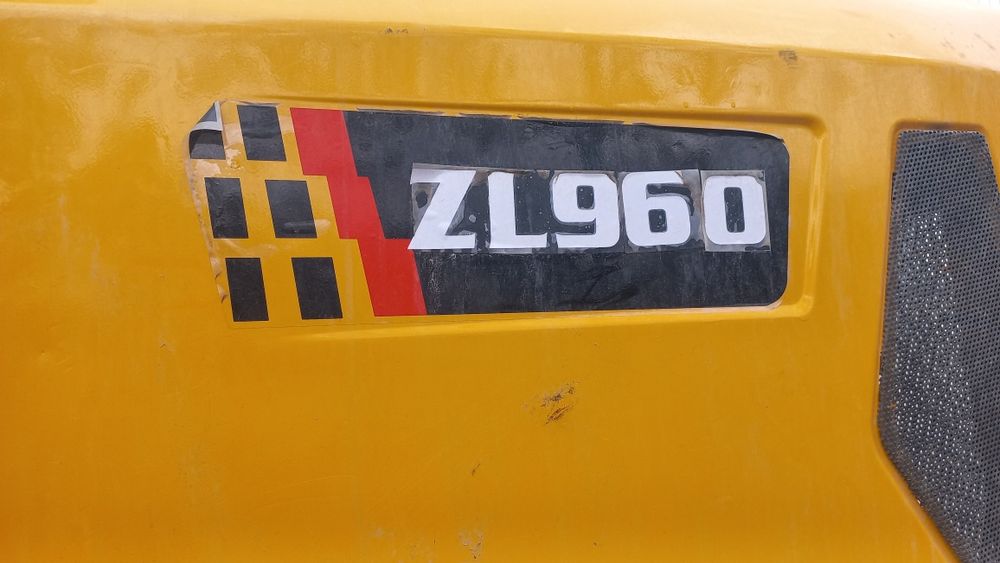 1,5 kub (пагрусчик)  FronTal PaGRusCHIK