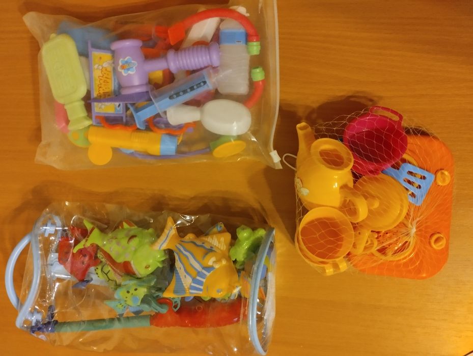 Детские игрушки .