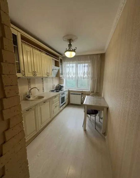 Тристаен имот в кв.Слатина