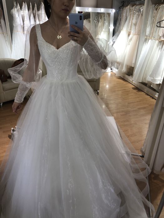 Свадебное платье