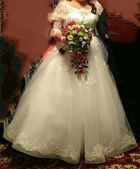 Срочно продам шикарное платье!!