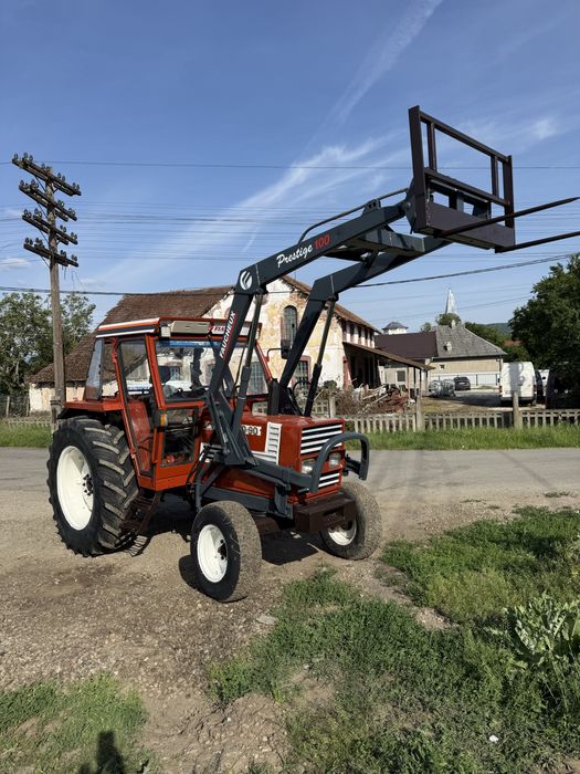 Vand sau schimb tractor Fiat Agri 70-90 cu incarcator frontal
