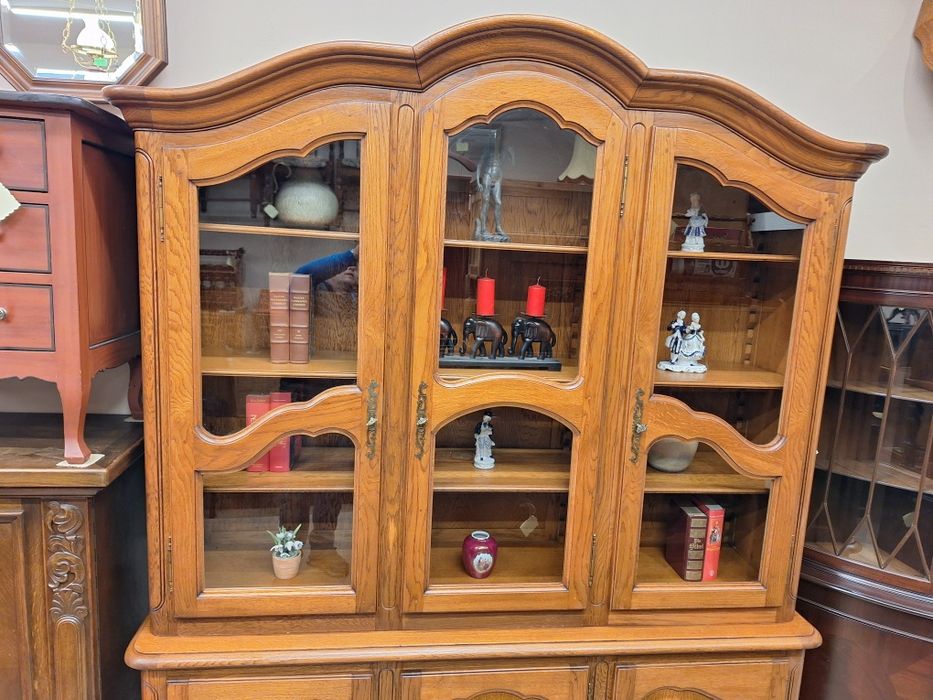 Винтидж трапезен бюфет дъб масив