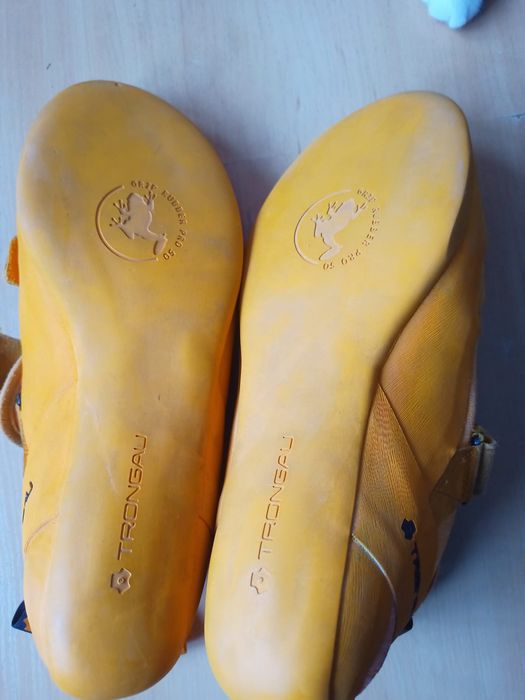 Скальные туфли р40