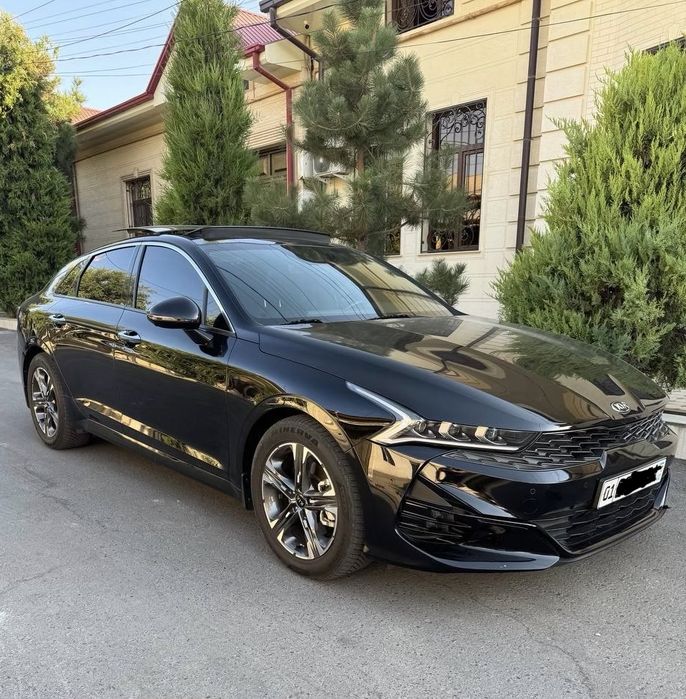 Kia K5 GT-Line Sotiladi