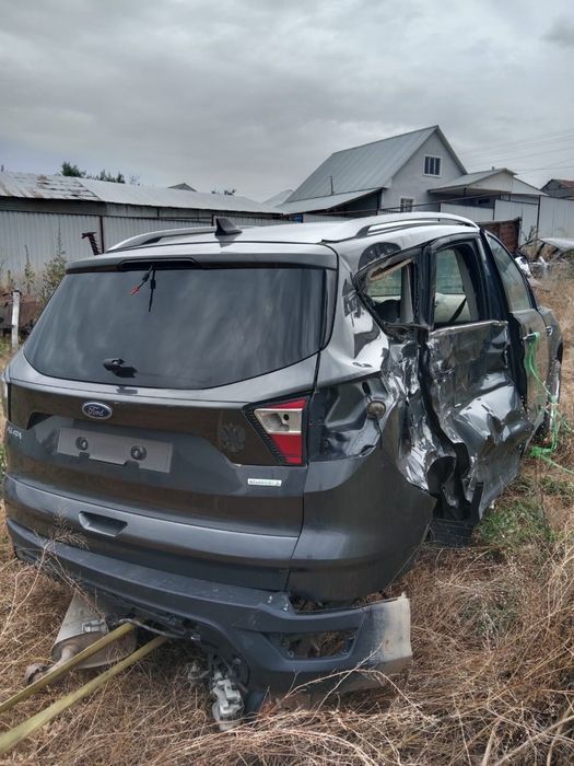 Авто по запчастям