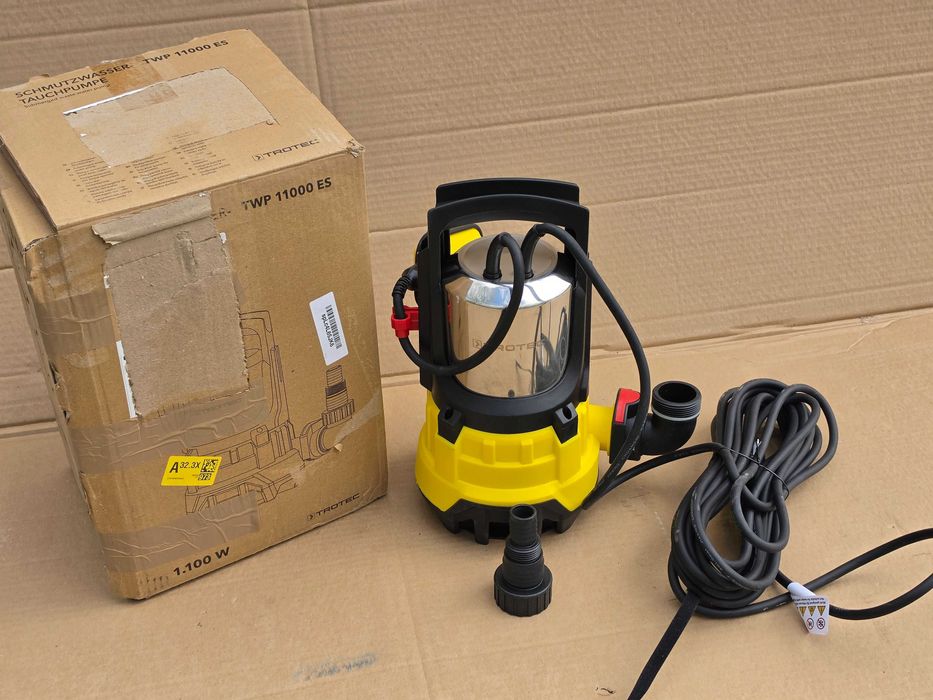 Pompă submersibilă de apă reziduală TROTEC TWP 11000 ES