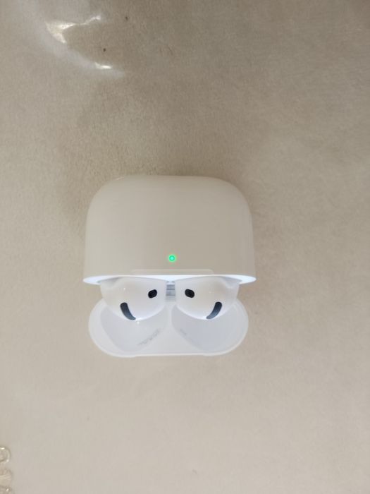 Apple AirPods 4 anc 100%original