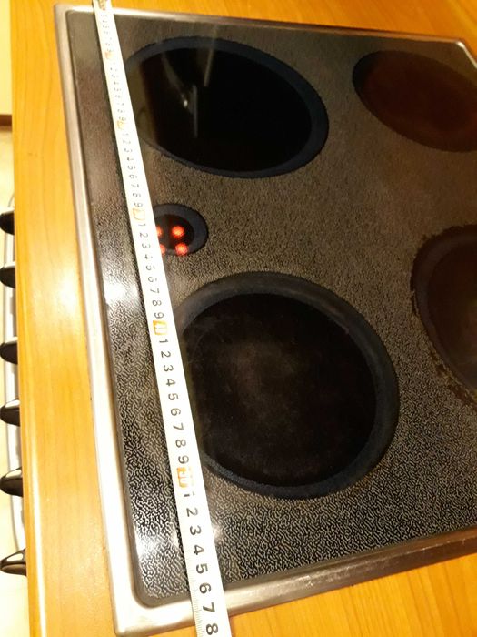 Печка за вграждане с керамичен плот