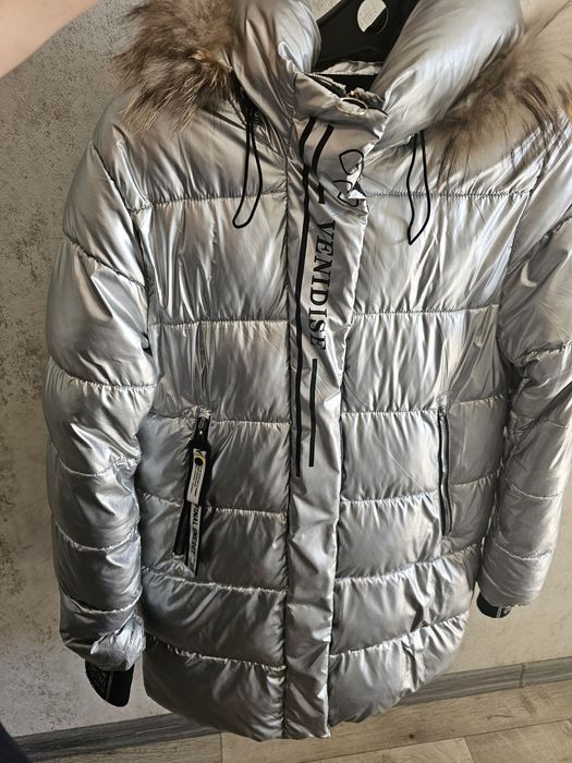 Продам зимний пуховик