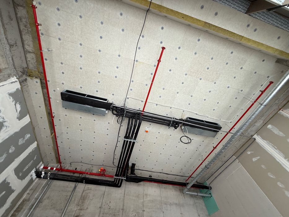 Spațiu ideal activități comerciale, foarte bine poziționat, zona premium