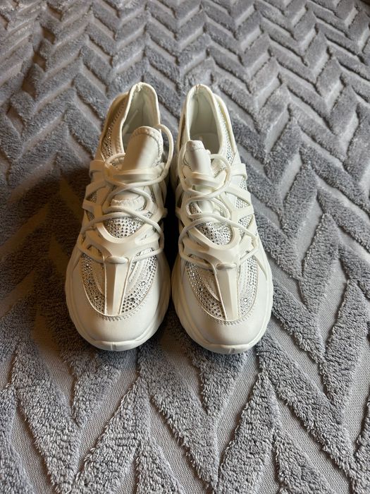 Маратонки 39 номер- много запазени