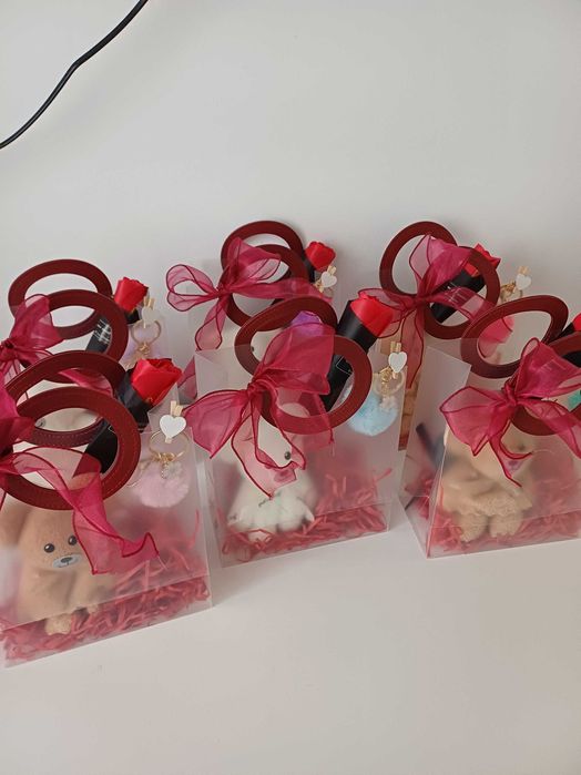 Кутия с вечни рози