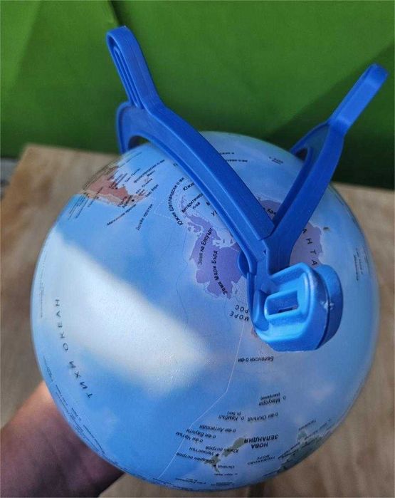 Малък ученически глобус (разпродажбата на Георги)