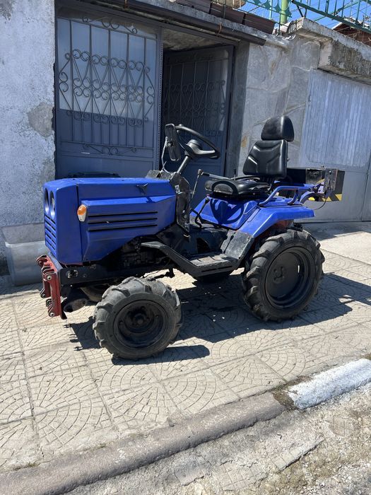 Малък Трактор Т-012