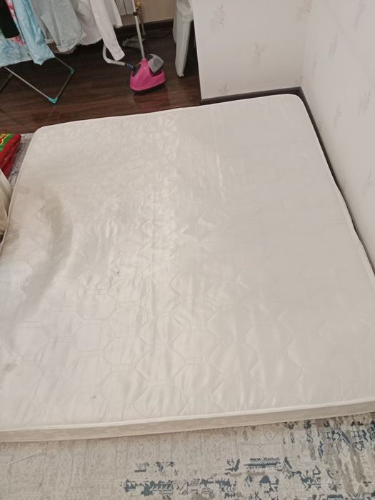 Матрас для кровати 200*180