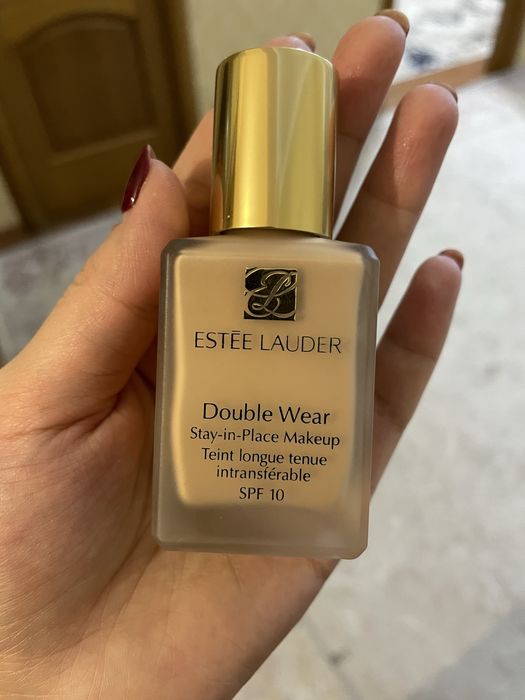 Продаю estee lauder, тоналка продаю, оригинал