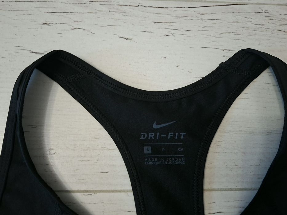 Nike Dry Fit-Ориг. Дамски потник Нов!