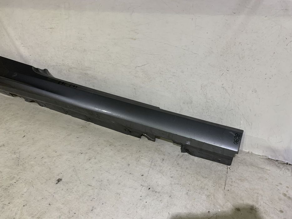 Prag dreapta BMW Seria 3 Coupe, Cabrio E92, E93, 2010, 2011, 2012, 2013, cod origine OE 51777227986.