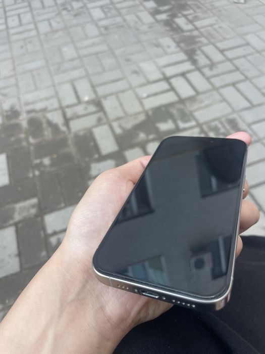 Продам Iphone 16 Pro