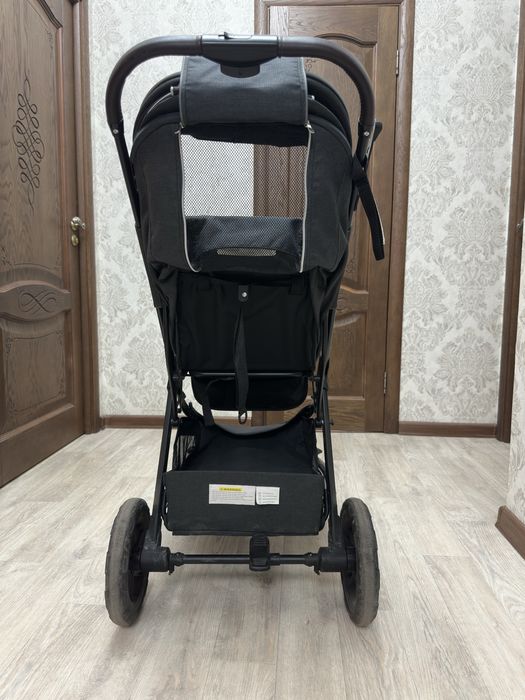 Продам коляску с рождения до 4х лет