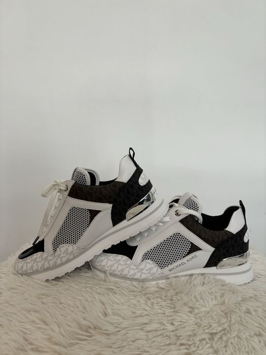 Дамски обувки Michael Kors