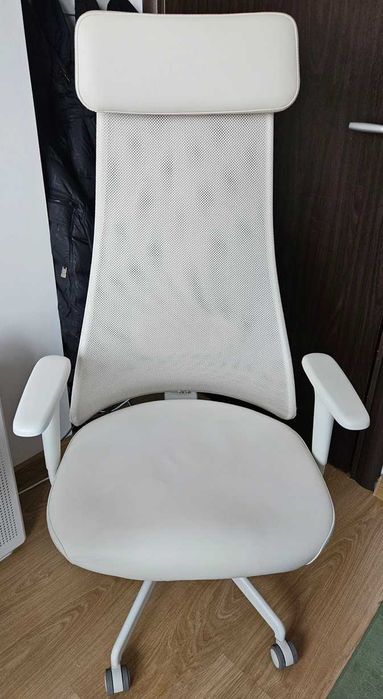 Икеа офис стол Ikea Jarvfjallet на един месец в гаранция