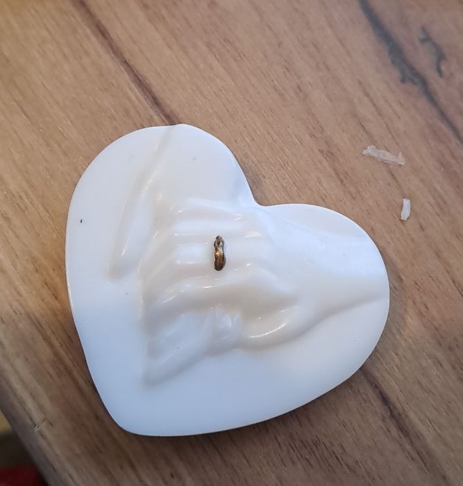 Mărturii din sapun,ceara,gravate