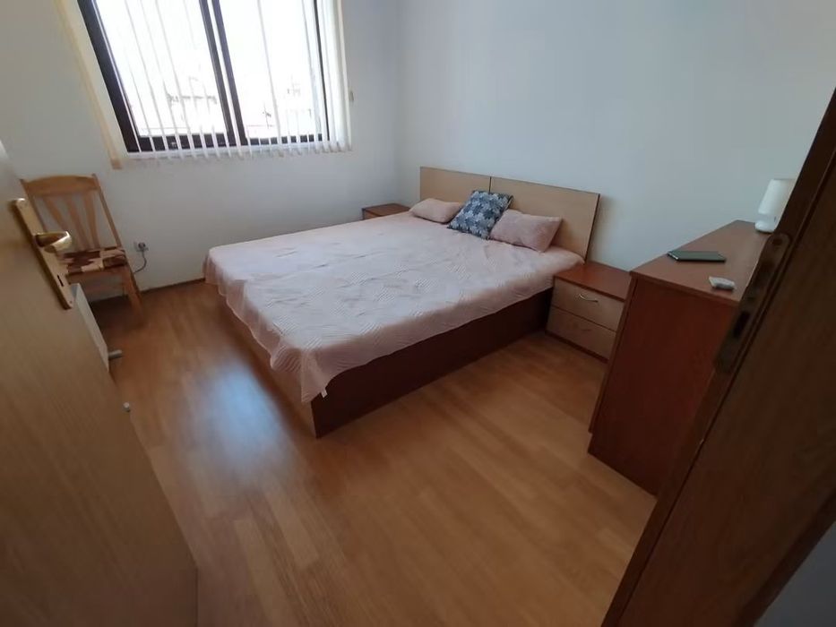 Двустаен до Billa 350 euro