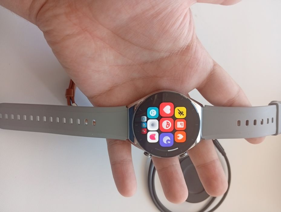 Смарт-часы Xiaomi Watch S1