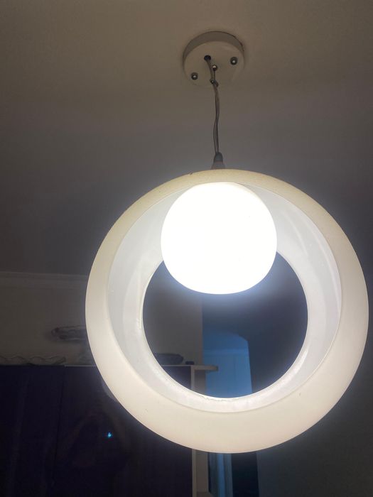 Люстра Белая стеклянная