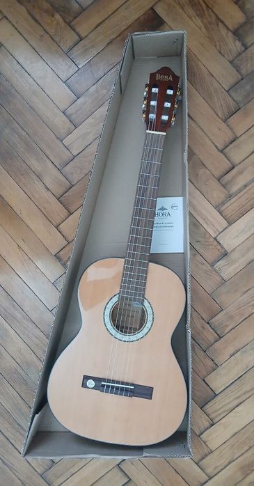 Chitara Clasica Hora Model Stejar