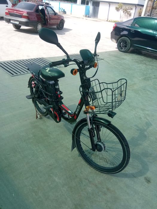 Holati ko'rganizdek bir zaryat bilan 35 40 km yuradi tezligi 35 40 qa