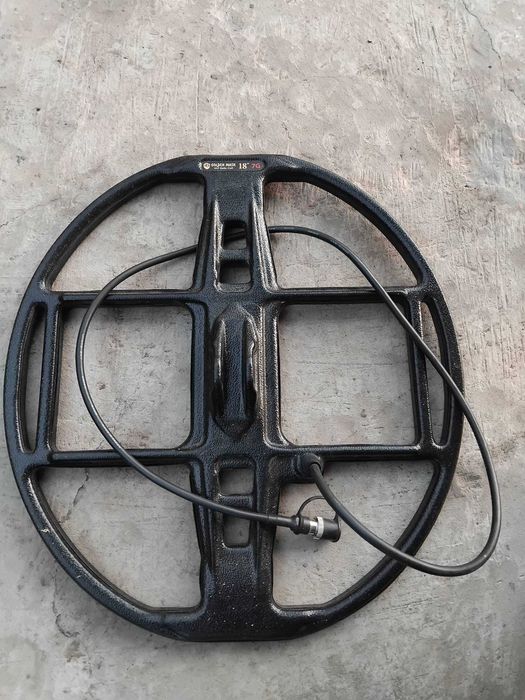 Продавам 18 инчова сонда за металотърсач "Golden mask 7"