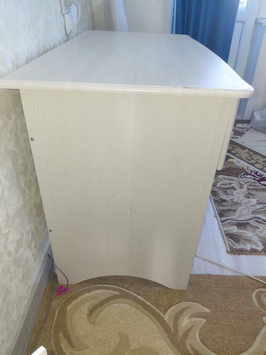 Компьютерный столик