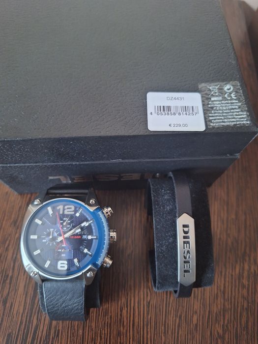 Ceas Diesel cu bratara