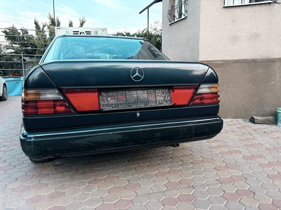 Mercedes BenZ e230