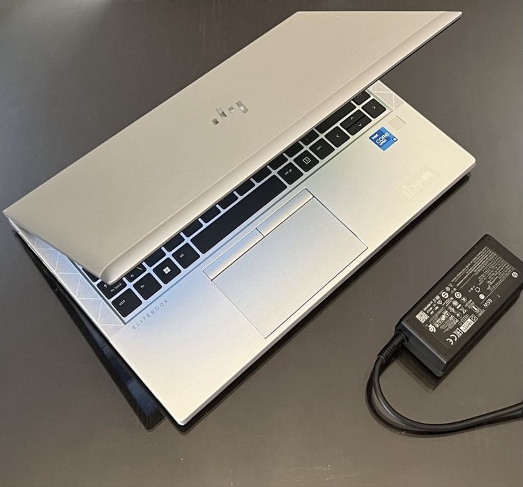 HP Elitebook 840 G8 CA NOU ! 16GB i5 11th 256GB ! Aluminiu Portabil