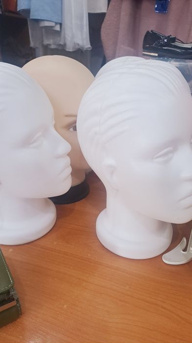 Голова маникена пластик