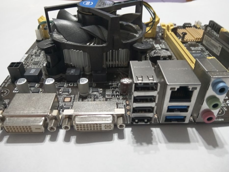 Asus H81M2 + Intel Core I3-4360 и охлаждане