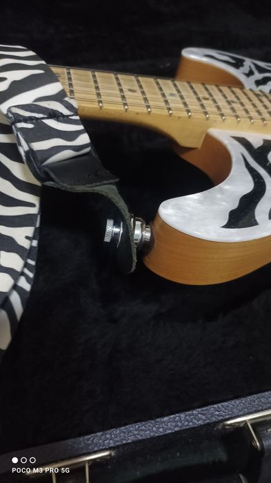 Elektr gitara original PARADISE