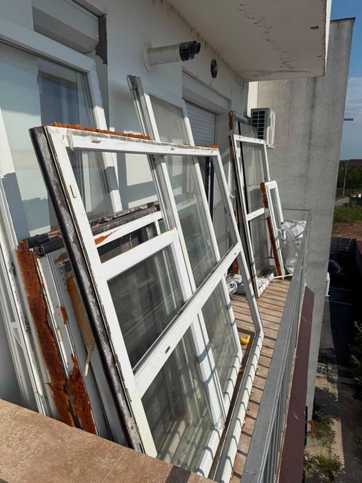 Vand termopan Rehau demontate de la apartament 4camere