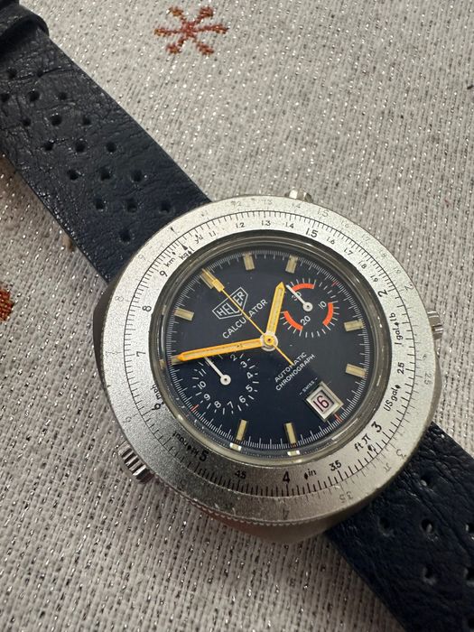 Heuer calculator мъжки часовник от 70те.Хронограф.Часовника е винтидж.
