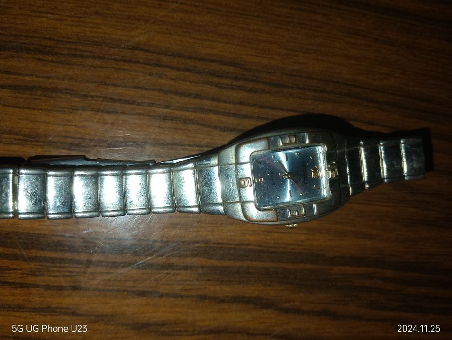 Механични часовници дамски и мъжки