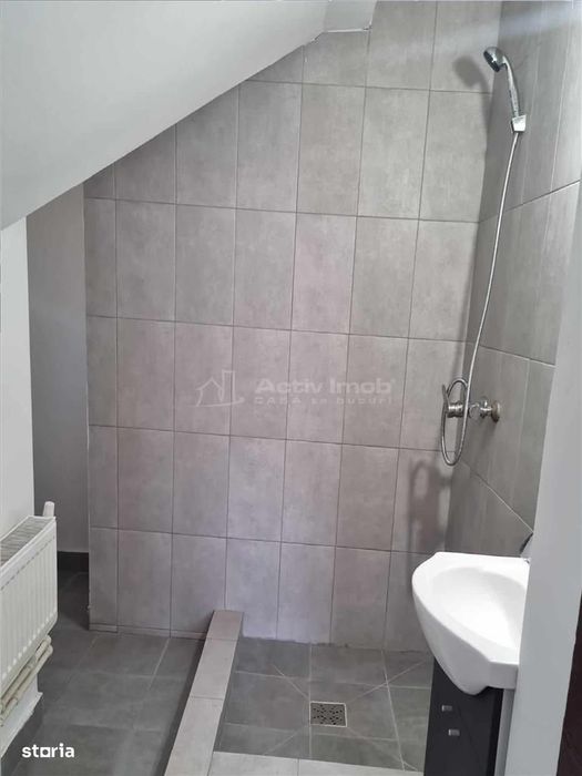 Casa  vila 15 camere -Cazare Muncitori - Bartolomeu