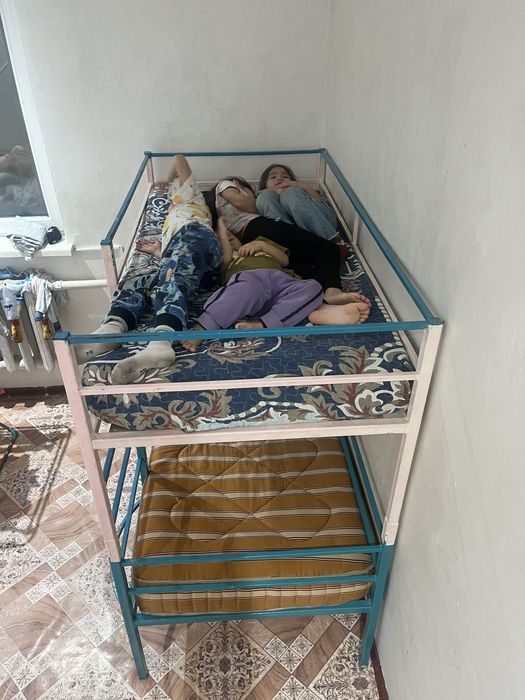 Кровать детская 2спалка с матрасом